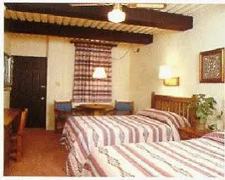 Thunderbird Hotel 4*