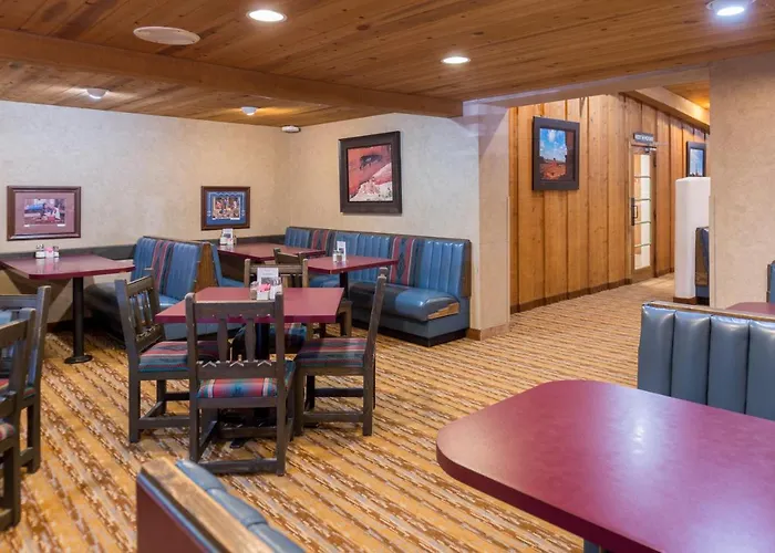 Thunderbird Hotel Chinle
